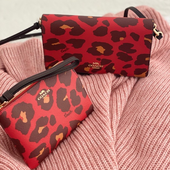 🆕 COACH | Poppy Leopard Anna Foldover Crossbody Clutch Shoulder Bag & Wristlet - Picture 2 of 15